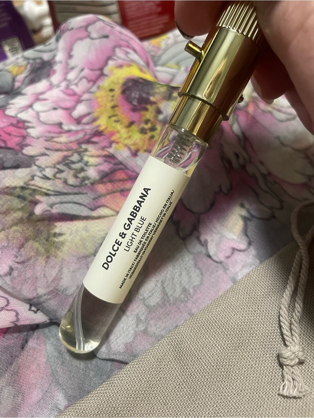 Dolce & Gabbana Light Blue Clear Glass Travel Spray - Picture 2 of 2